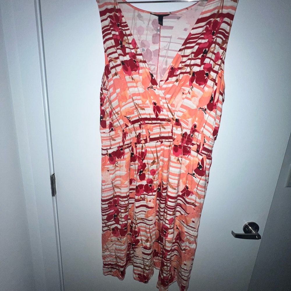 Beautiful lightweight Summer 👗 dress
